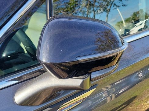 Used 2024 Lincoln Corsair Reserve w/ Equipment Group 202A image 8