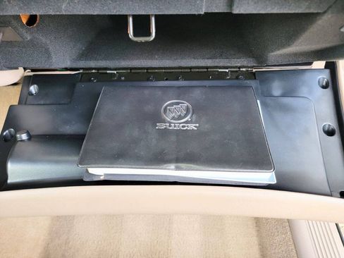 Used 2003 Buick Le Sabre Limited w/ Celebration Edition Package FWD image 30
