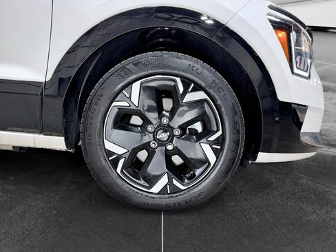 Used 2024 Kia Niro Wind FWD image 37