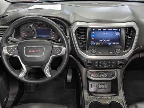 Certified 2023 GMC Acadia SLT AWD/4WD image 5
