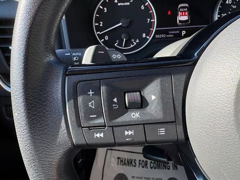 Used 2023 Nissan Rogue SV FWD image 13