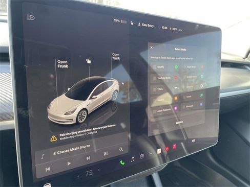 Used 2023 Tesla Model 3 Standard Range image 23