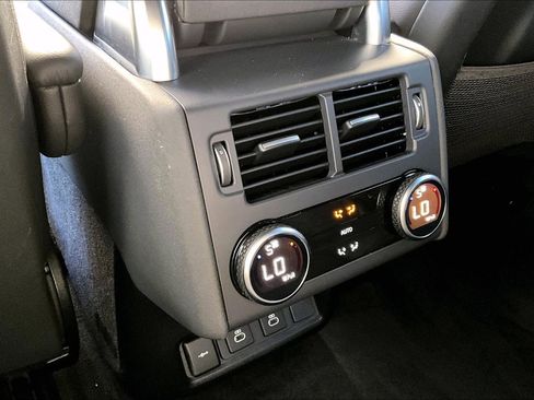 Used 2023 Land Rover Discovery S R-Dynamic AWD/4WD image 33