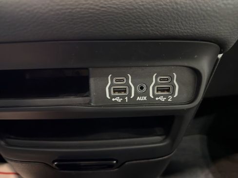 Used 2021 Chrysler Pacifica Touring w/ S Appearance Package image 37