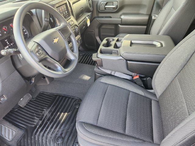 New 2026 Chevrolet Silverado 2500 Custom w/ Custom Value Package AWD/4WD image 4