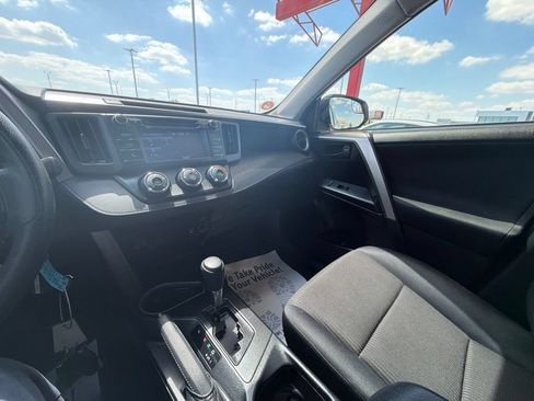 Used 2018 Toyota RAV4 LE w/ All Weather Liner Package AWD/4WD image 24