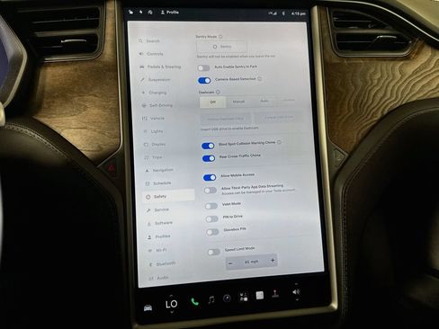 Used 2018 Tesla Model S 75D AWD/4WD image 37