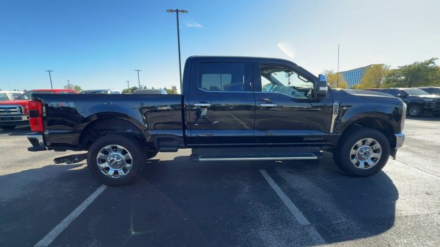 Used 2023 Ford F350 Lariat w/ Chrome Package AWD/4WD image 9
