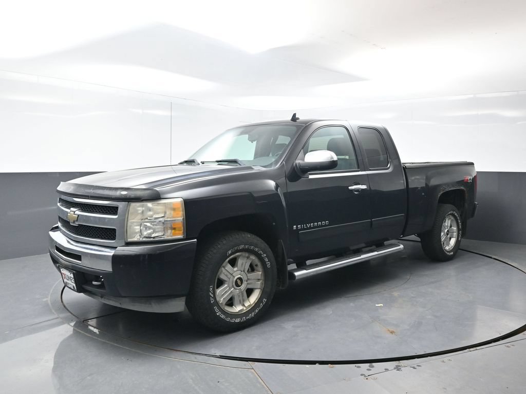 Used 2009 Chevrolet Silverado 1500 W/T AWD/4WD image 7