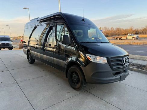 New 2025 Mercedes-Benz Sprinter 2500 image 3