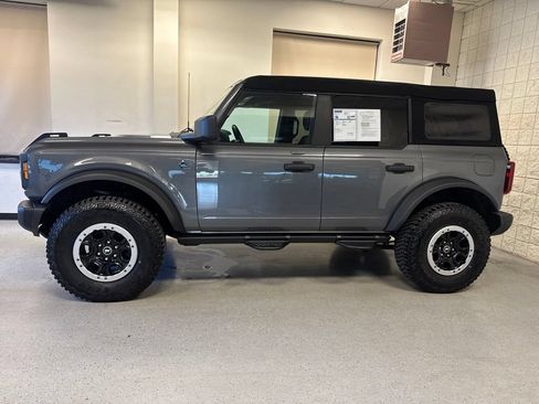 Used 2023 Ford Bronco Black Diamond w/ Sasquatch Package AWD/4WD image 41