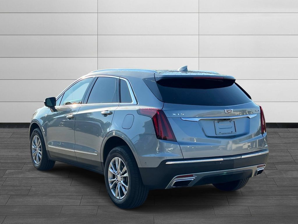 Certified 2023 Cadillac XT5 Premium Luxury w/ Technology Package FWD image 3