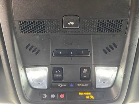 Used 2025 Cadillac XT5 Premium Luxury image 44