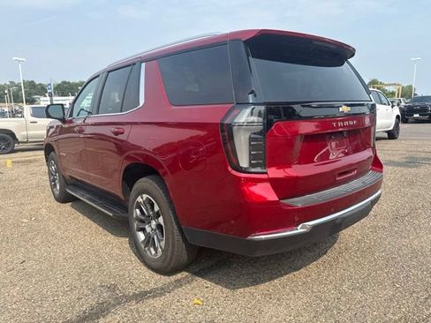 Used 2025 Chevrolet Tahoe LT w/ Comfort Package AWD/4WD image 6