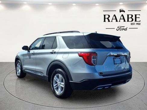 Certified 2023 Ford Explorer XLT w/ Equipment Group 202A AWD/4WD image 5