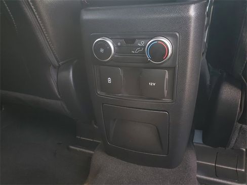 Certified 2023 Ford Explorer ST-Line w/ Class IV Trailer Tow Package image 17