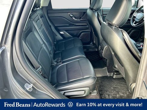 Used 2022 Lincoln Corsair AWD w/ Premium Package image 34