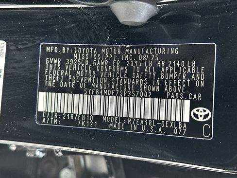 Certified 2025 Toyota Corolla LE FWD image 35