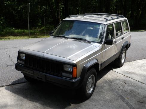 Used 1996 Jeep Cherokee 4WD 4-Door image 18