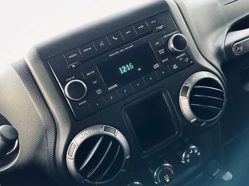 Used 2013 Jeep Wrangler Unlimited Sport AWD/4WD image 14