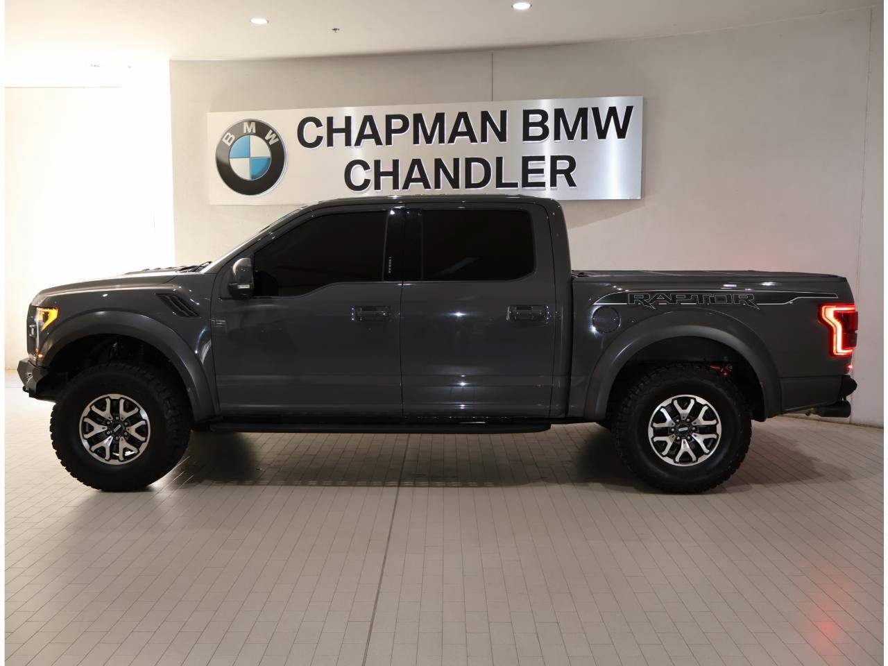 Used 2020 Ford F150 Raptor w/ Equipment Group 802A Luxury AWD/4WD image 3