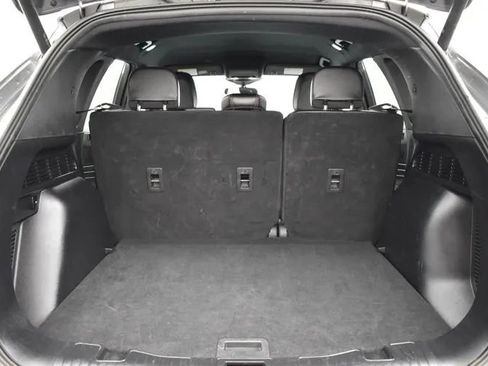 Used 2024 Ford Escape ST-Line FWD image 16