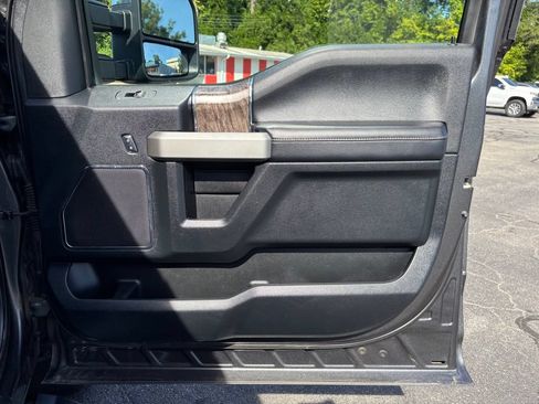 Used 2017 Ford F350 Lariat w/ Chrome Package AWD/4WD image 22