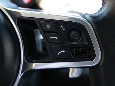 Used 2020 Porsche Panamera RWD image 55