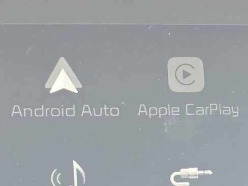 Used 2020 Kia Optima LX image 3