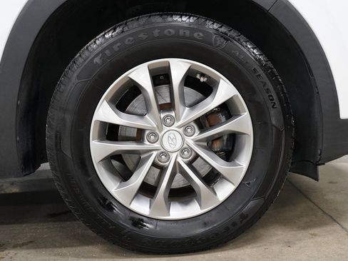 Used 2019 Hyundai Santa Fe SE FWD image 37