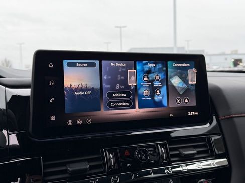 New 2026 Nissan Pathfinder SV image 27