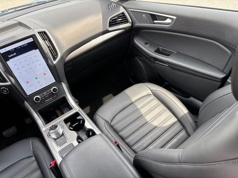 Used 2024 Ford Edge SEL w/ Convenience Package AWD/4WD image 16