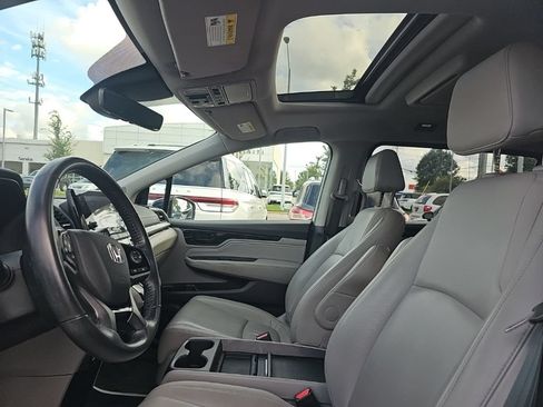 Used 2021 Honda Odyssey Touring image 10