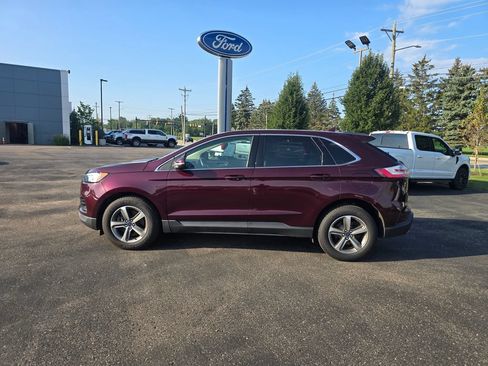 Used 2020 Ford Edge SEL w/ Convenience Package AWD/4WD image 2