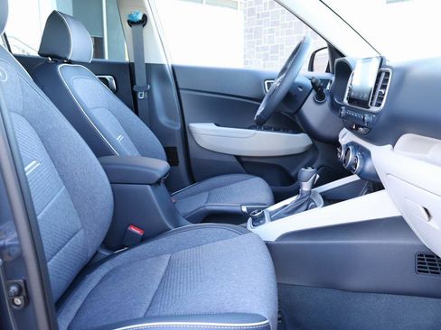 New 2026 Hyundai Venue SEL image 10