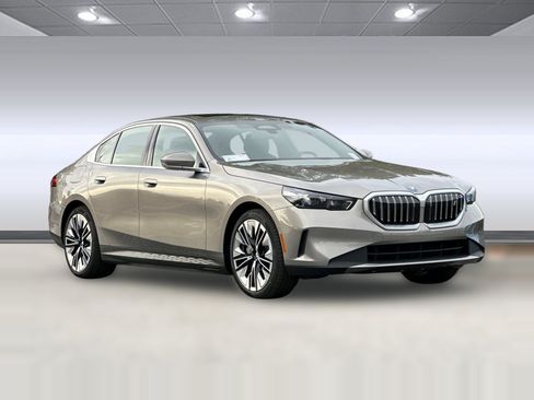 Used 2026 BMW i5 eDrive40 RWD image 7