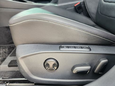 Used 2024 Volkswagen Jetta SEL image 24