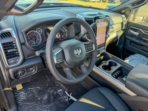 New 2026 RAM 2500 Big Horn AWD/4WD image 14