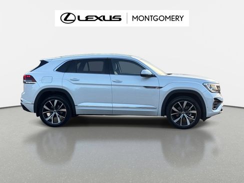 Used 2025 Volkswagen Atlas Cross Sport SEL Premium R-Line AWD/4WD image 2