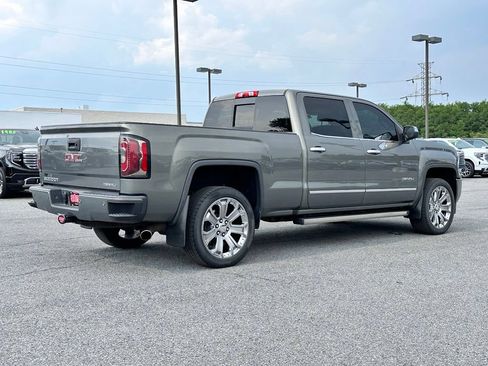 Certified 2018 GMC Sierra 1500 Denali w/ Denali Ultimate Package AWD/4WD image 11