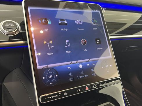 Used 2024 Mercedes-Benz S 580 4MATIC Sedan image 23