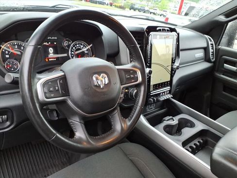 Used 2024 RAM 2500 Big Horn w/ Night Edition AWD/4WD image 15