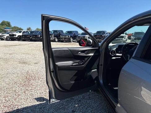 Used 2025 Chevrolet Equinox LT AWD/4WD image 22