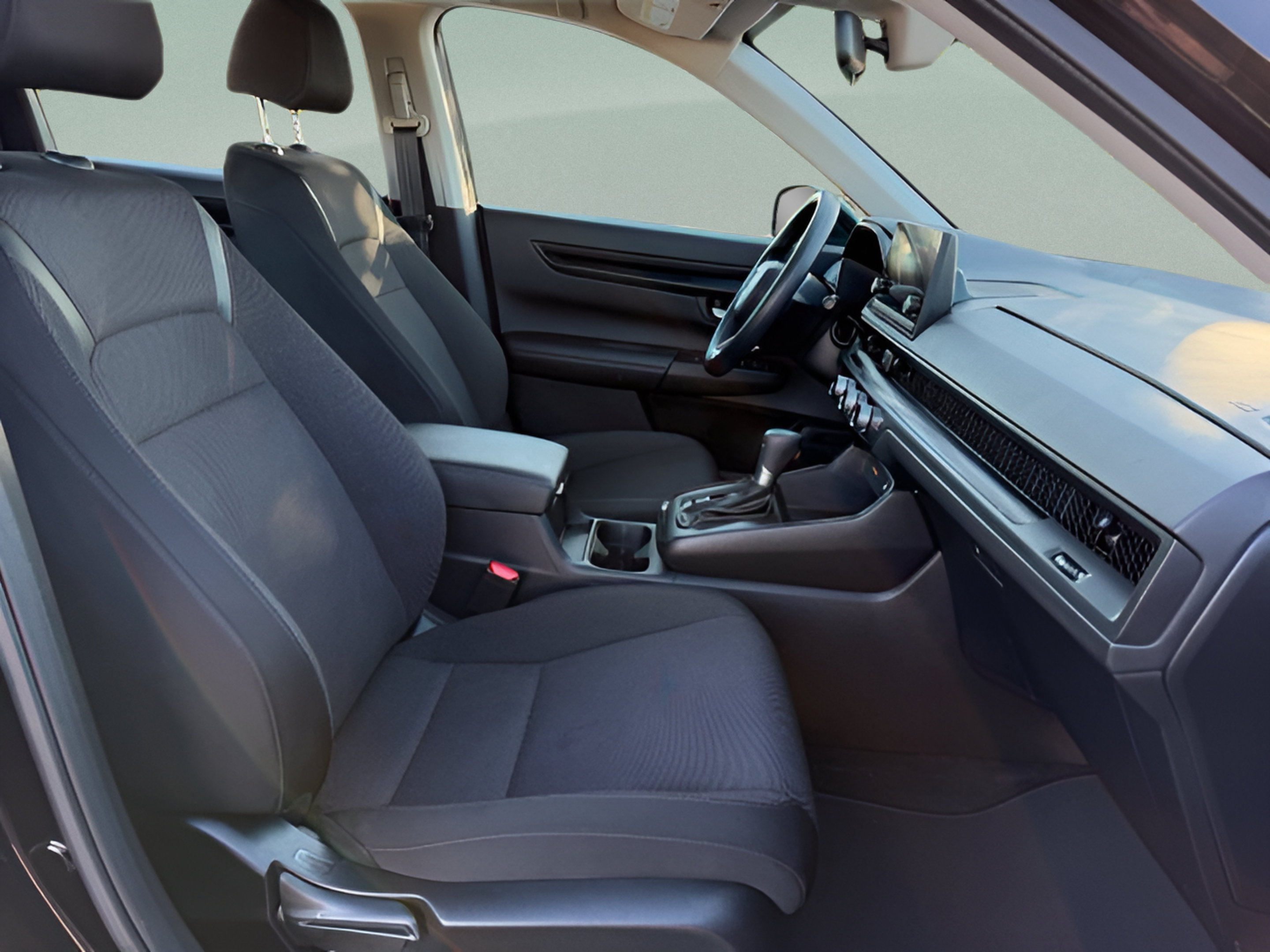 Used 2024 Honda CR-V LX image 29