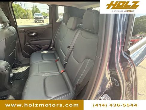 Used 2022 Jeep Renegade Limited w/ Sun, Sound & Wheels Group image 25