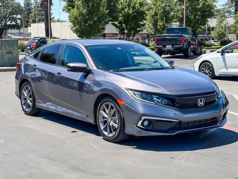 Used 2020 Honda Civic EX-L image 5