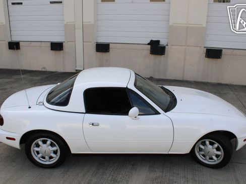 Used 1990 MAZDA MX-5 Miata image 35