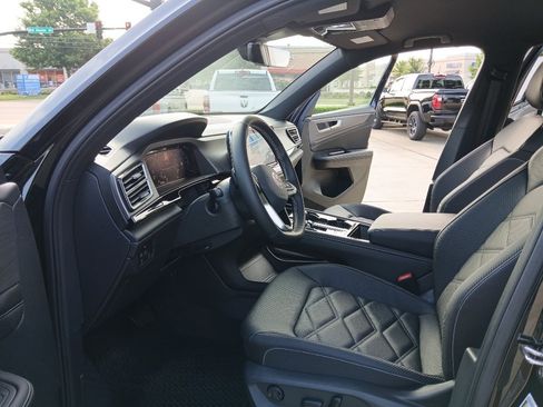 New 2026 Volkswagen Atlas Cross Sport SE FWD image 9
