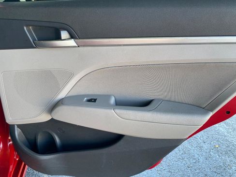 Used 2020 Hyundai Elantra Value Edition FWD image 34