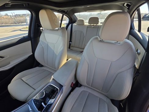 Used 2025 BMW 330i xDrive Sedan image 15